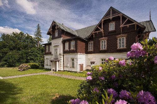 Velikono�n� jarmark